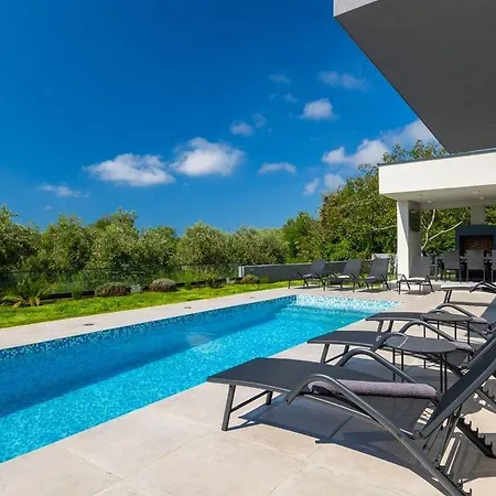 Vivre Holiday home Liznjan