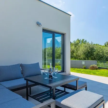 Vivre Holiday home *